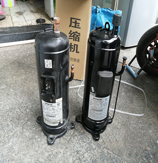 加查中央空调压缩机的更换维修